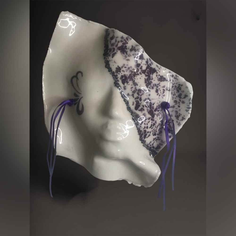 HANDCRAFTED PORCELAIN MASK